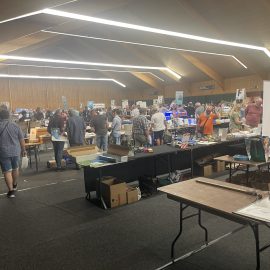 Drukte in Sportcentrum Karteria tijdens de Limbeurs 2026 in Diest